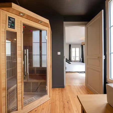 בית נופש In With Private Sauna *